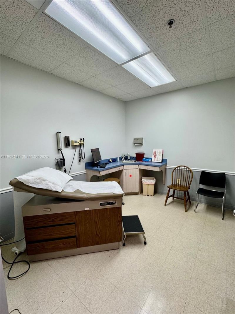 2401 Frist Blvd, Unit 1-2, Fort Pierce, FL 34950 Photo