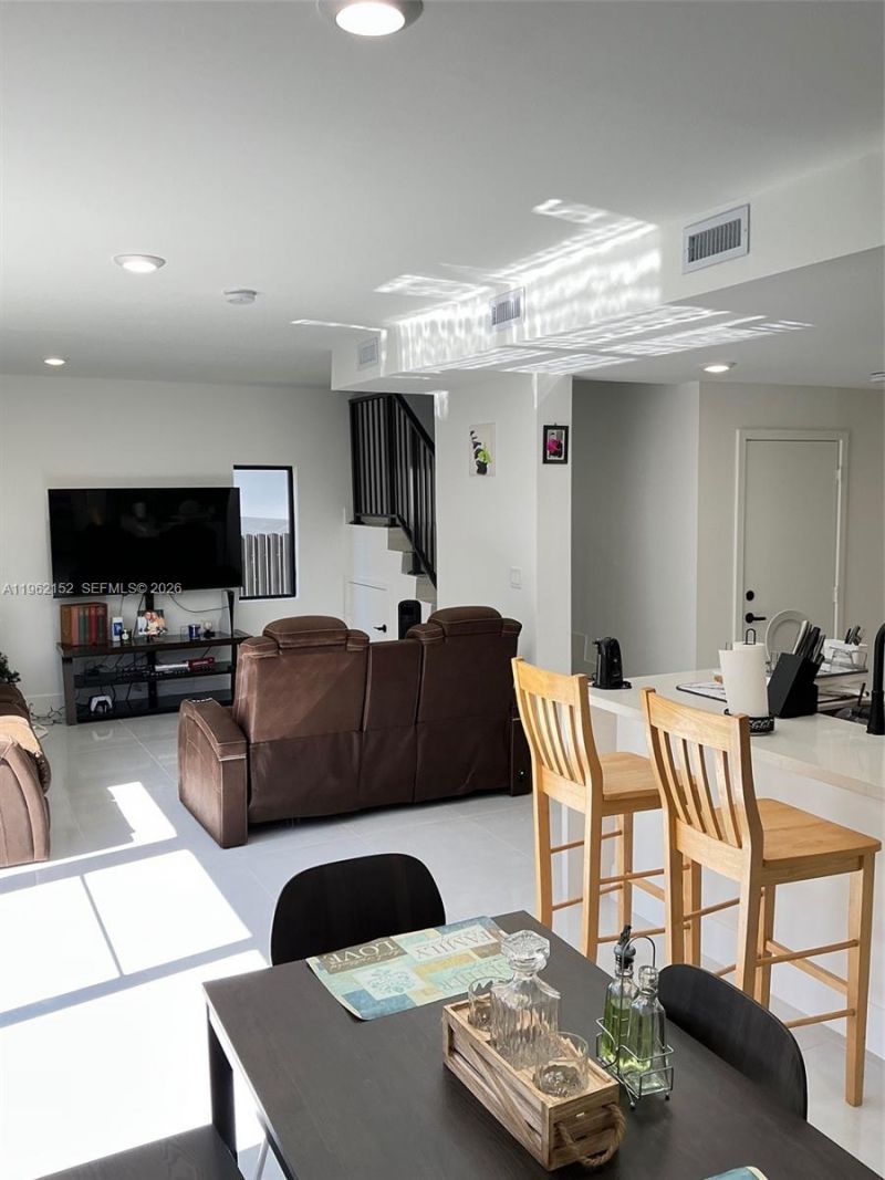 1384 NW 2nd Ter , Florida City, FL 33034 Photo