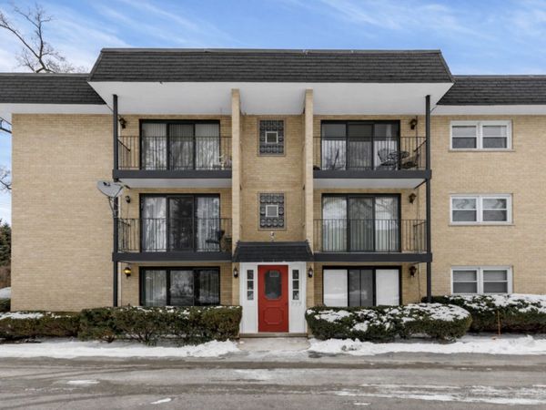 999 S Euclid Avenue, Unit 3S, Elmhurst, IL 60126