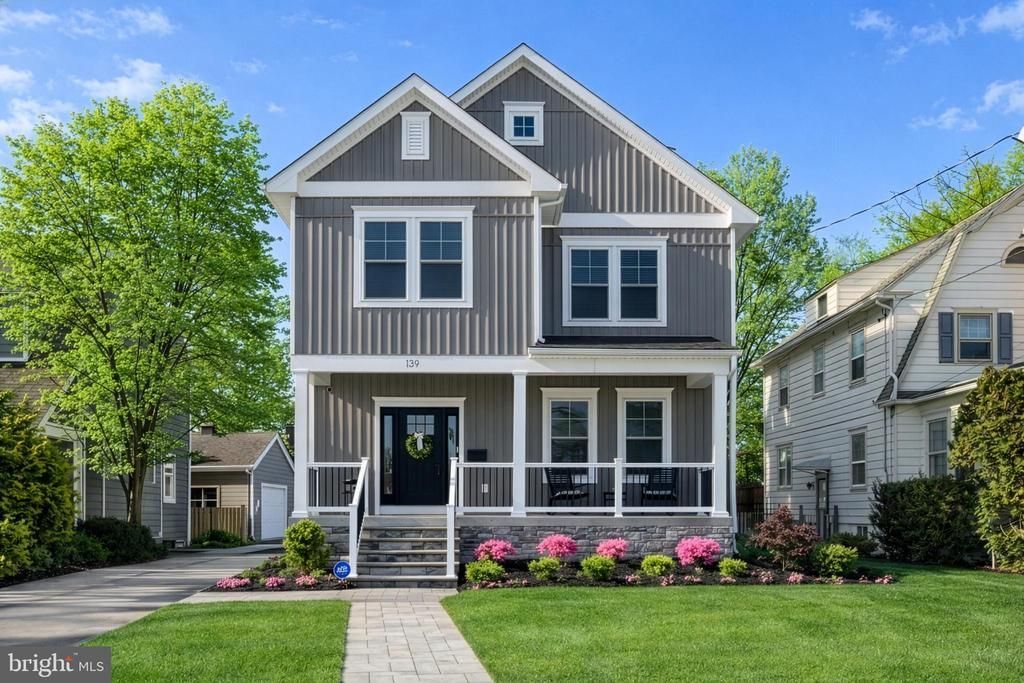 139 Rhoads Avenue, Haddonfield, NJ 08033 Main Photo