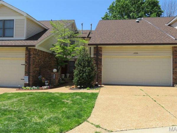 13721 La Conte Court, St Louis, MO 63128