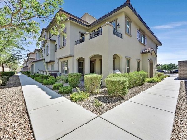 97 Lomita Heights Drive, Las Vegas, NV 89138