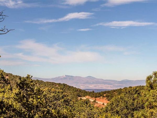 2755 South Point, Unit Lot 33, Santa Fe, NM 87501