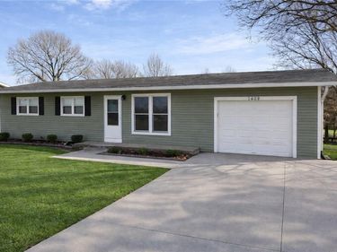 1409 College Drive, Maryville, MO 64468