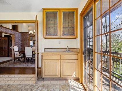 4201 Garden Hwy, Sacramento, CA 95834 Photo