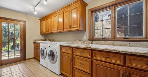 4201 Garden Hwy, Sacramento, CA 95834 Photo