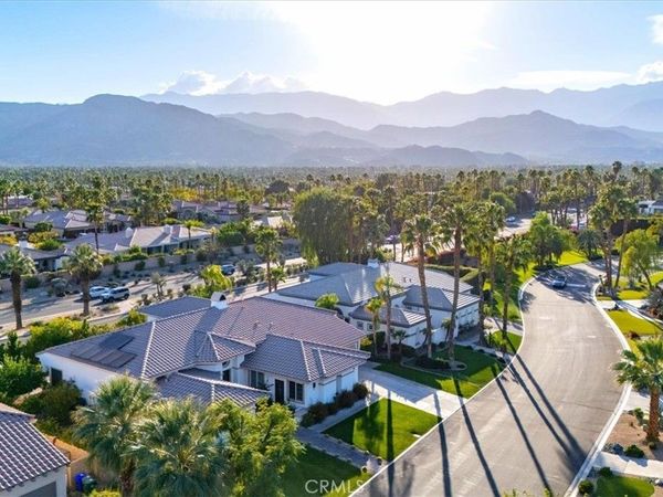 4 Oakmont Drive, Rancho Mirage, CA 92270
