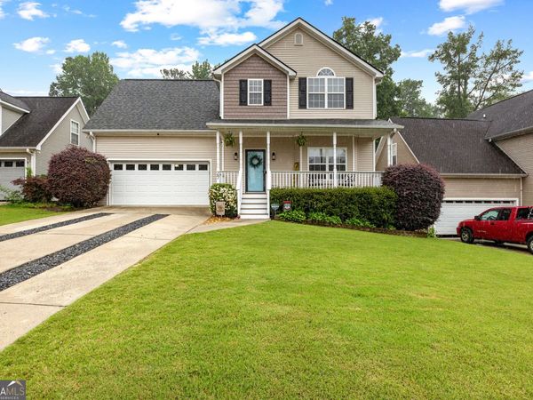 27 Roxbury Lane, Newnan, GA 30265