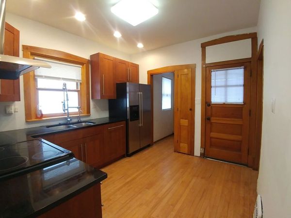 2203 N 74th Avenue, Elmwood Park, IL 60707