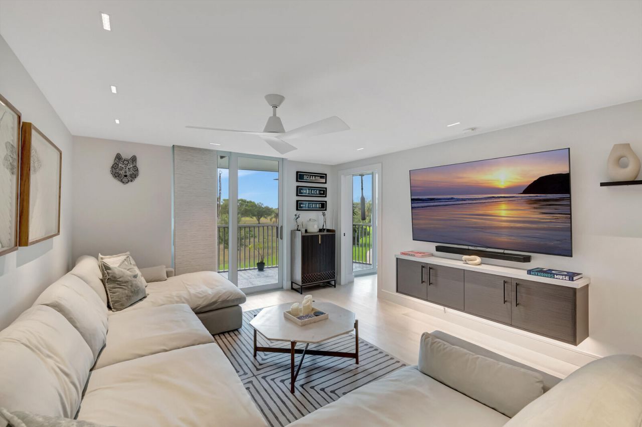 6699 NW 2nd Avenue, Unit 313, Boca Raton, FL 33487 Photo