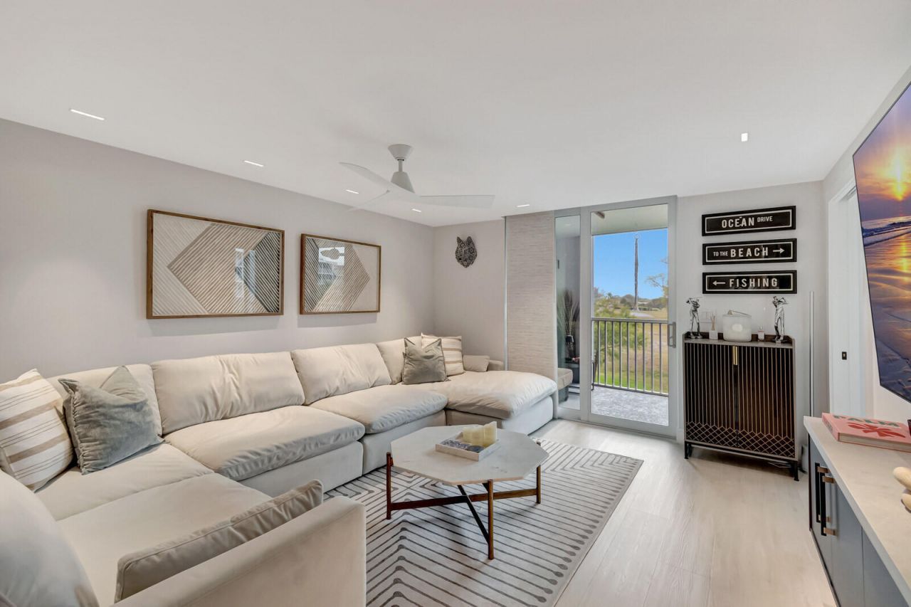 6699 NW 2nd Avenue, Unit 313, Boca Raton, FL 33487 Photo