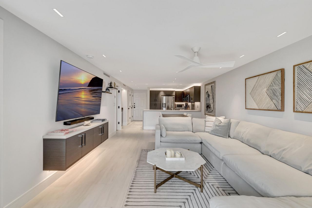 6699 NW 2nd Avenue, Unit 313, Boca Raton, FL 33487 Photo