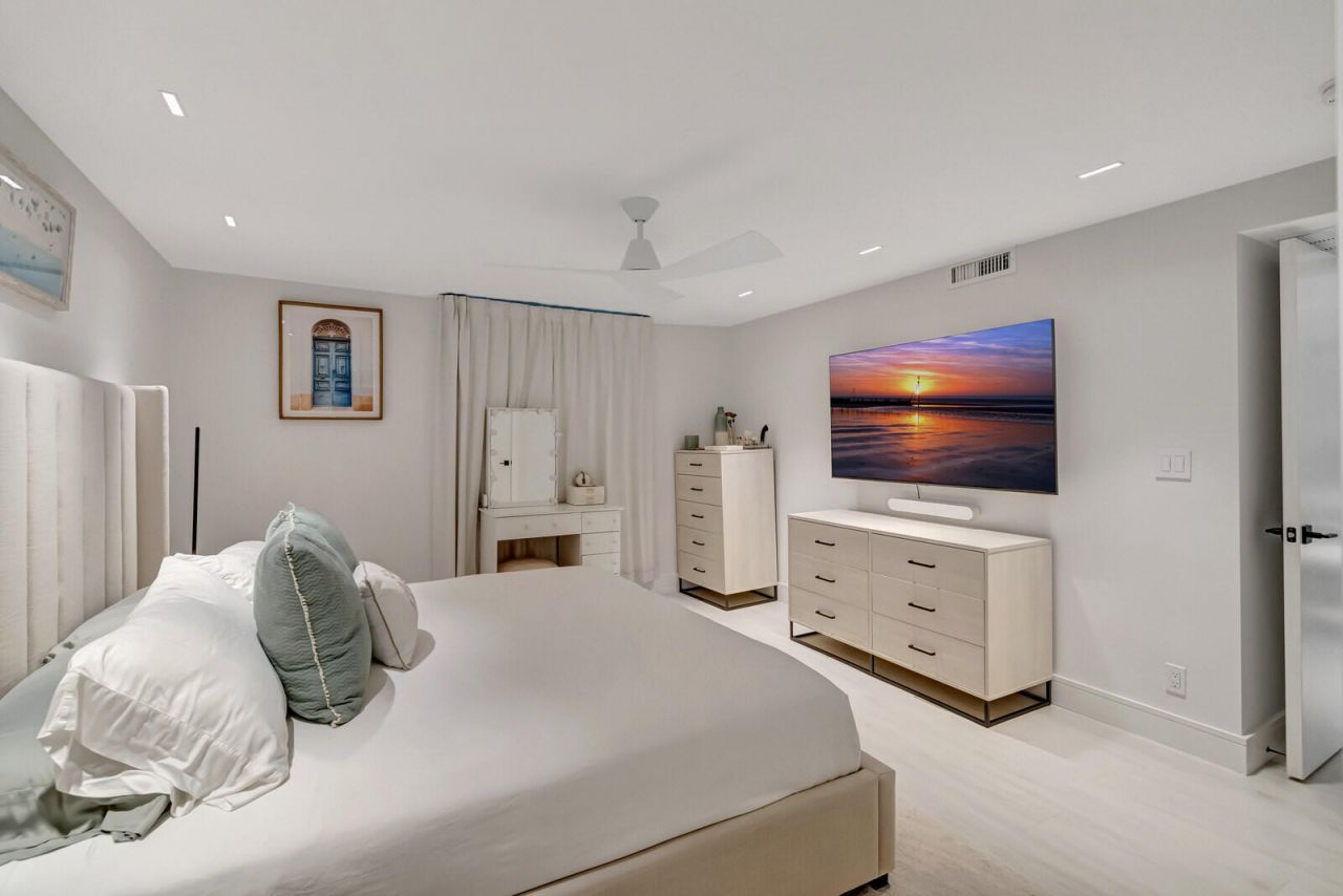 6699 NW 2nd Avenue, Unit 313, Boca Raton, FL 33487 Photo