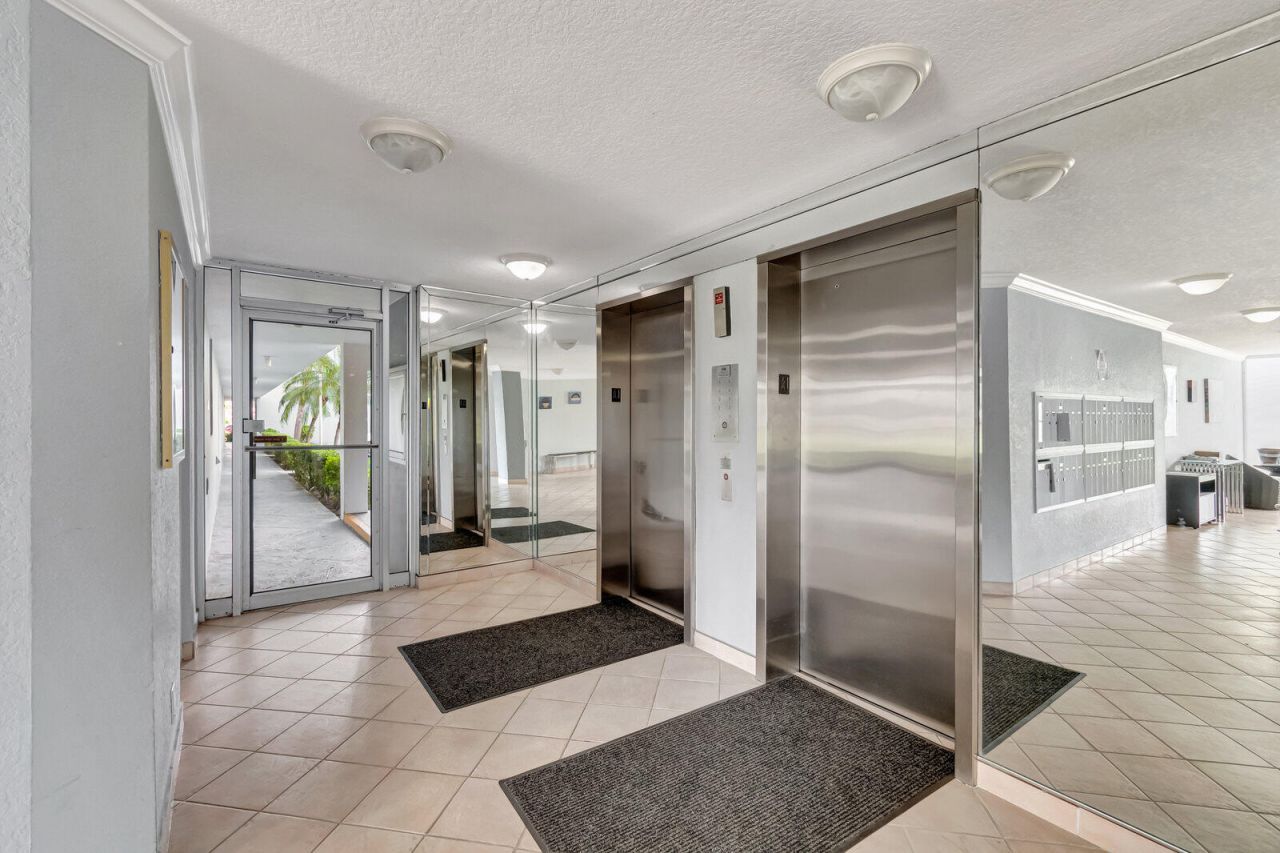 6699 NW 2nd Avenue, Unit 313, Boca Raton, FL 33487 Photo