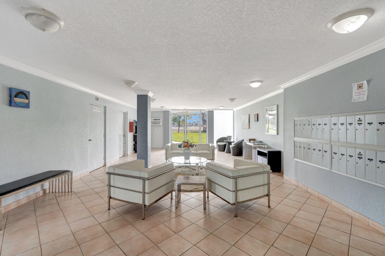 6699 NW 2nd Avenue, Unit 313, Boca Raton, FL 33487 Photo