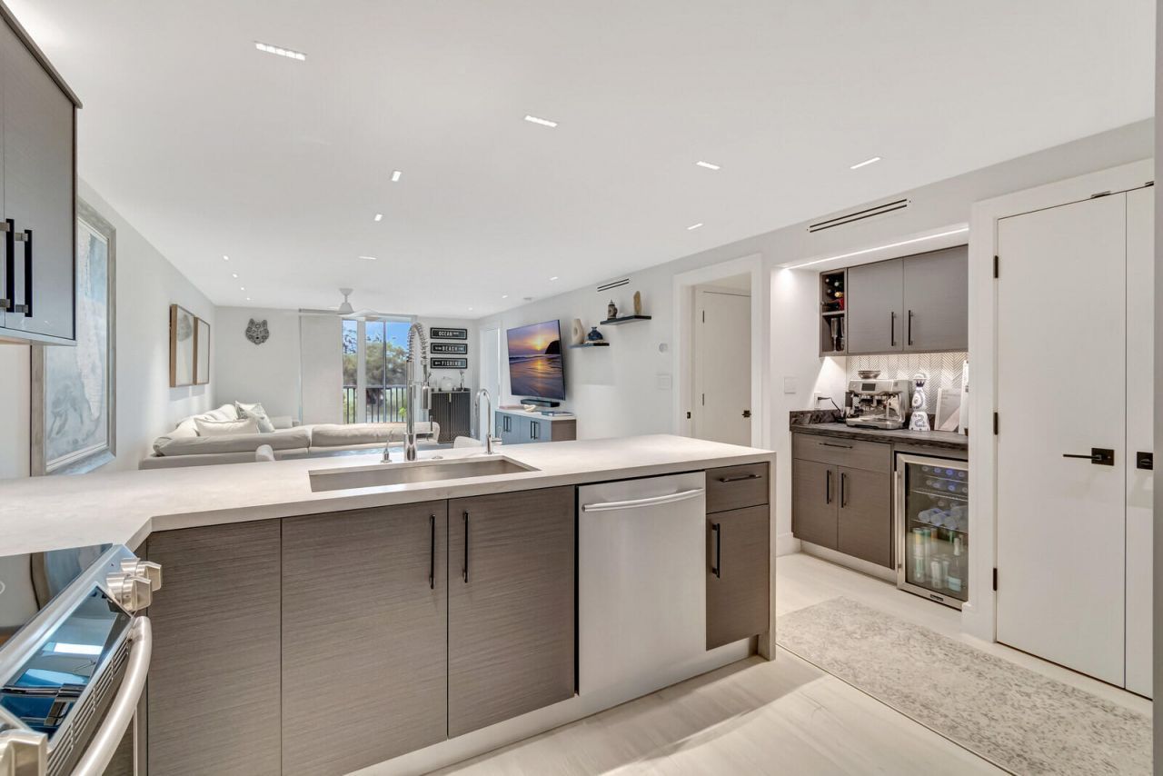 6699 NW 2nd Avenue, Unit 313, Boca Raton, FL 33487 Photo