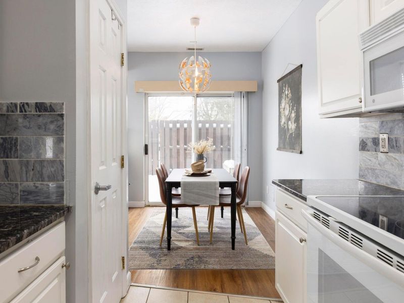 4990 Village Mews, Westerville, OH 43081 Photo 12