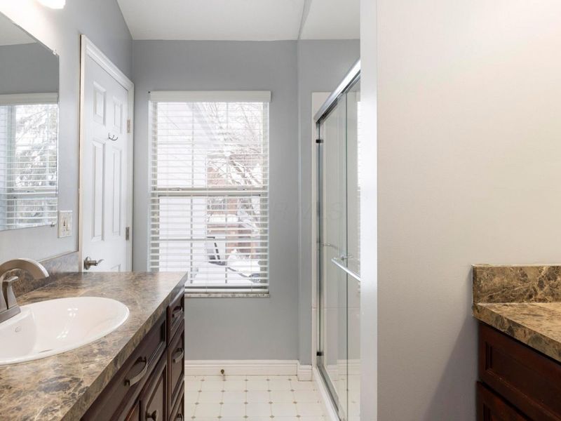 4990 Village Mews, Westerville, OH 43081 Photo 23