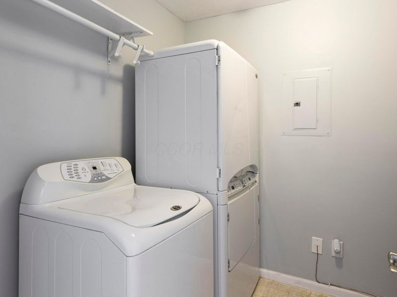 4990 Village Mews, Westerville, OH 43081 Photo 31