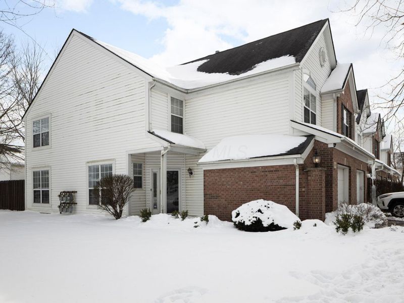 4990 Village Mews, Westerville, OH 43081 Photo 32