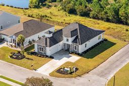 174 Sago Palm Dr. photo 4