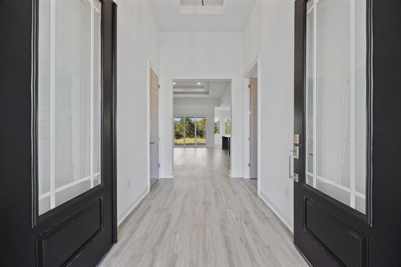 174 Sago Palm Dr. Photo 5