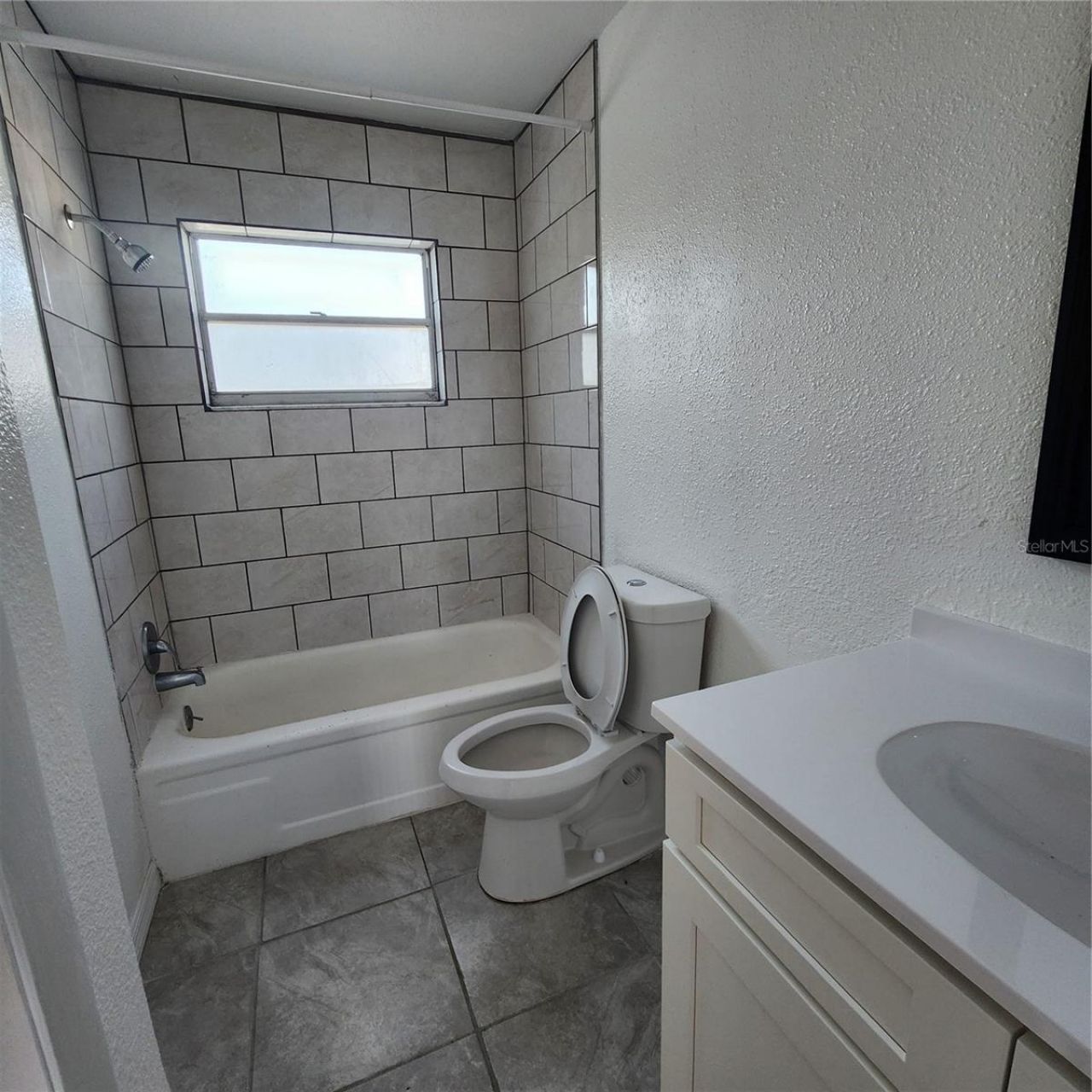 1037 Apollo Beach Boulevard, Unit D, Apollo Beach, FL 33572 Photo