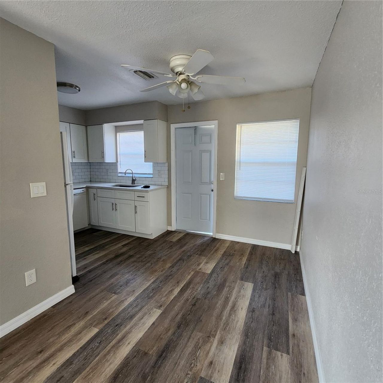 1037 Apollo Beach Boulevard, Unit D, Apollo Beach, FL 33572 Photo
