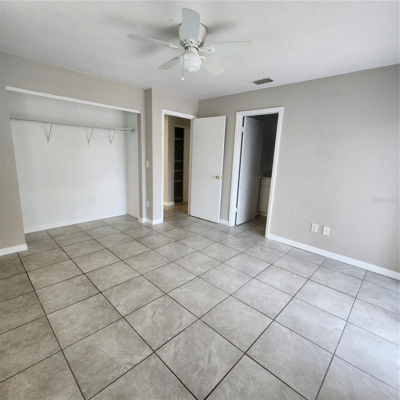 1037 Apollo Beach Boulevard, Unit D, Apollo Beach, FL 33572 Photo
