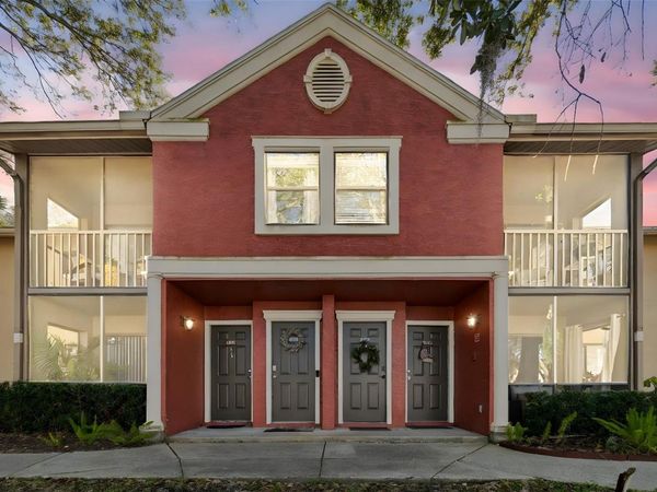 5754 BAYWATER DRIVE, TAMPA, FL 33615