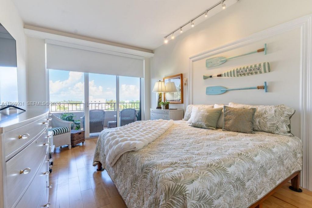 151 Crandon Blvd, Unit 626, Key Biscayne, FL 33149 Photo