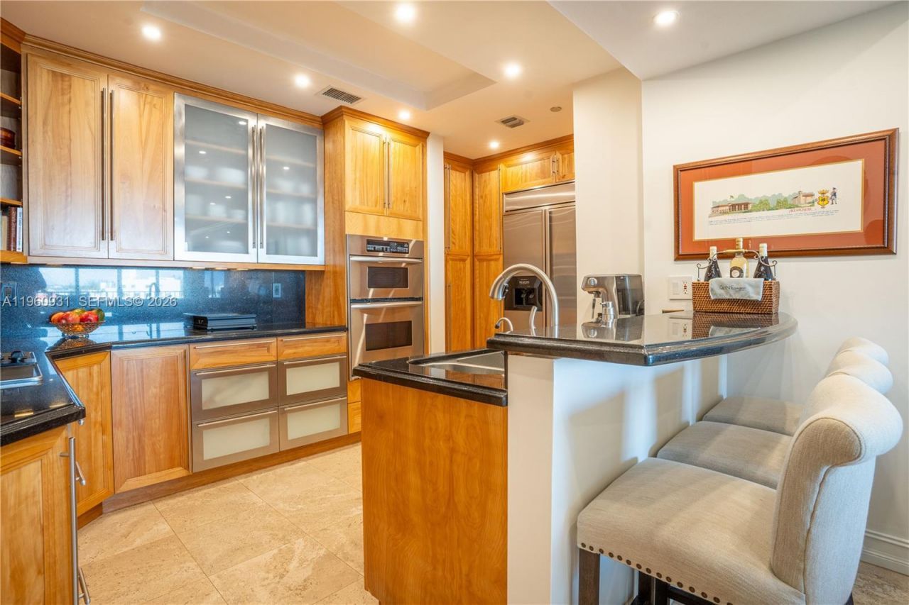 151 Crandon Blvd, Unit 626, Key Biscayne, FL 33149 Photo