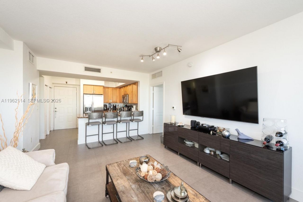 1830 Radius Dr, Unit 709, Hollywood, FL 33020 Photo