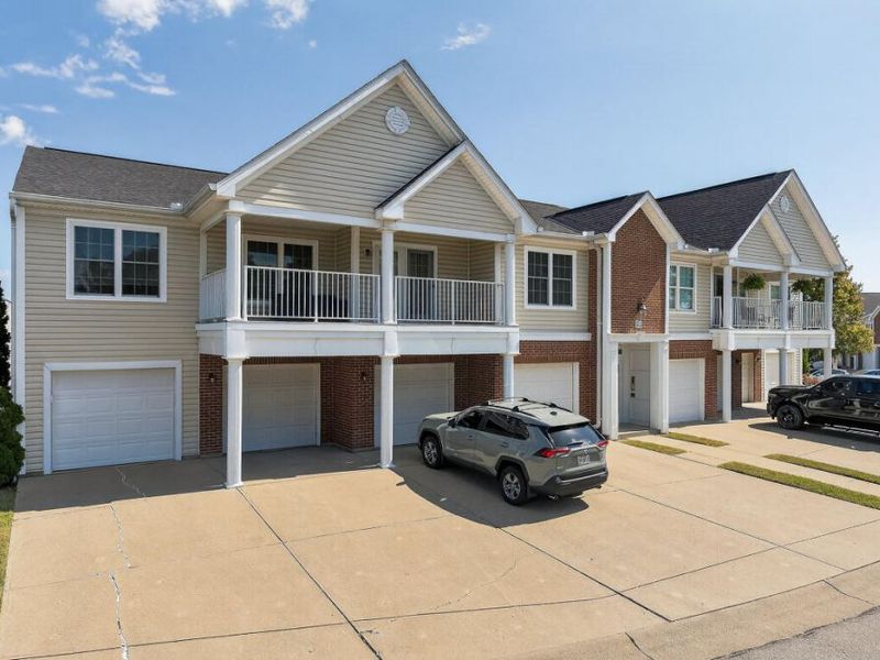 333 Maiden Court, Unit 2, Walton, KY 41094 Photo 1