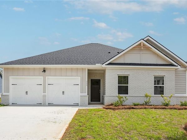 88 Faulkner Circle, Social Circle, GA 30025