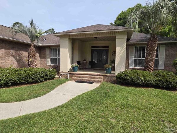 1956 Crown Pointe Blvd, Pensacola, FL 32506