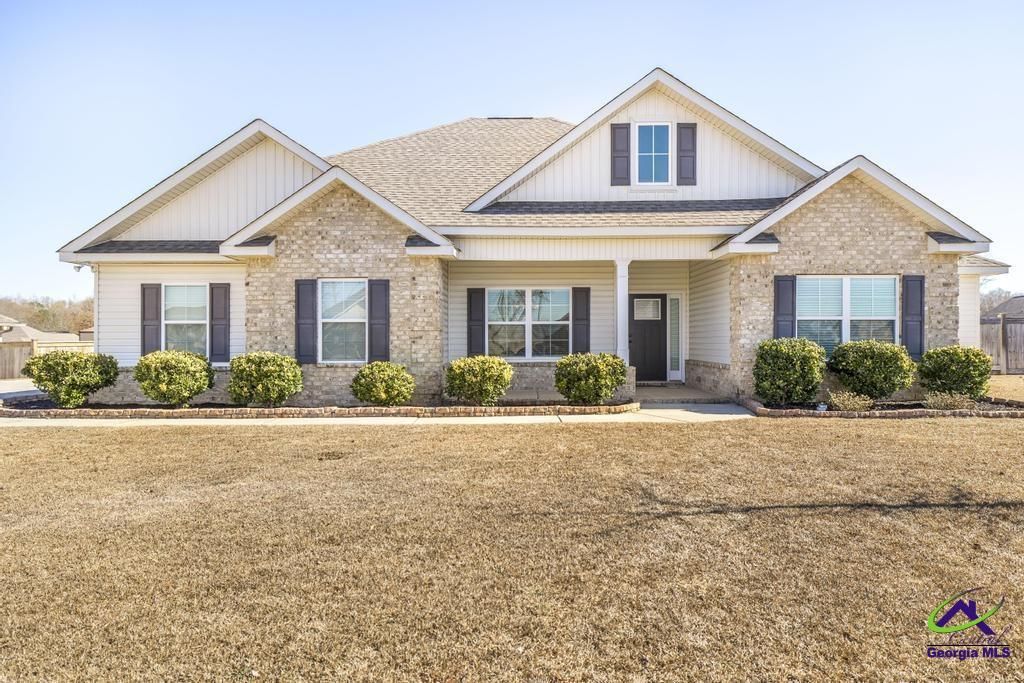 108 Chatham Ct, Byron, GA 31008 Main Photo