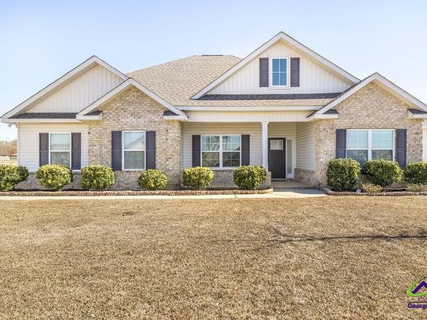 108 Chatham Ct, Byron, GA 31008