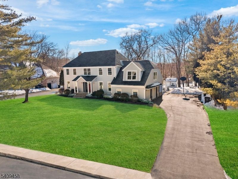 4 Ash Cir, Hanover, NJ 07950 Main Photo