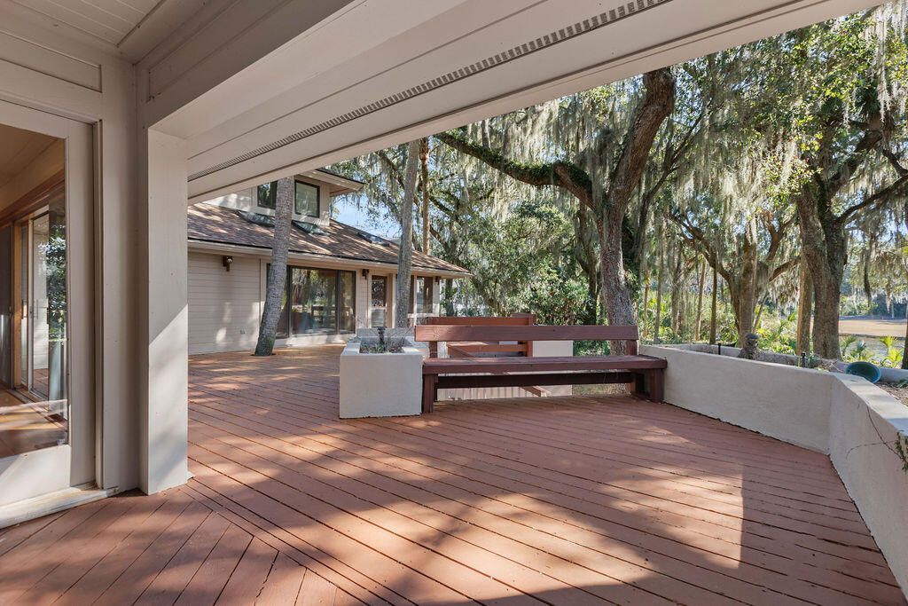 2441 The Bent Twig Photo 28