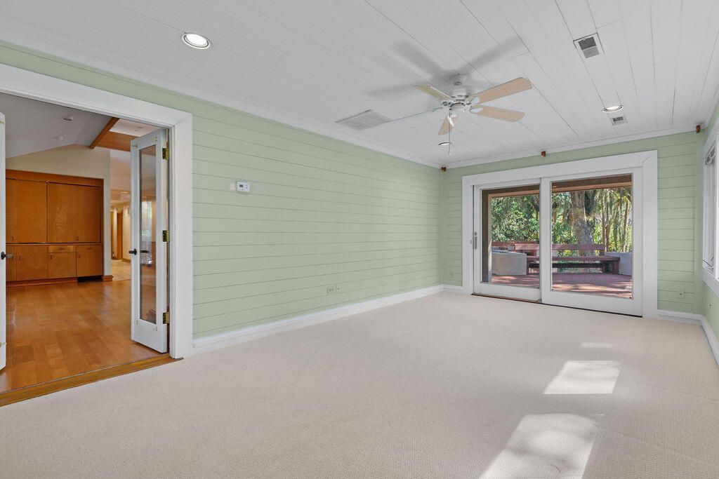 2441 The Bent Twig Photo 33