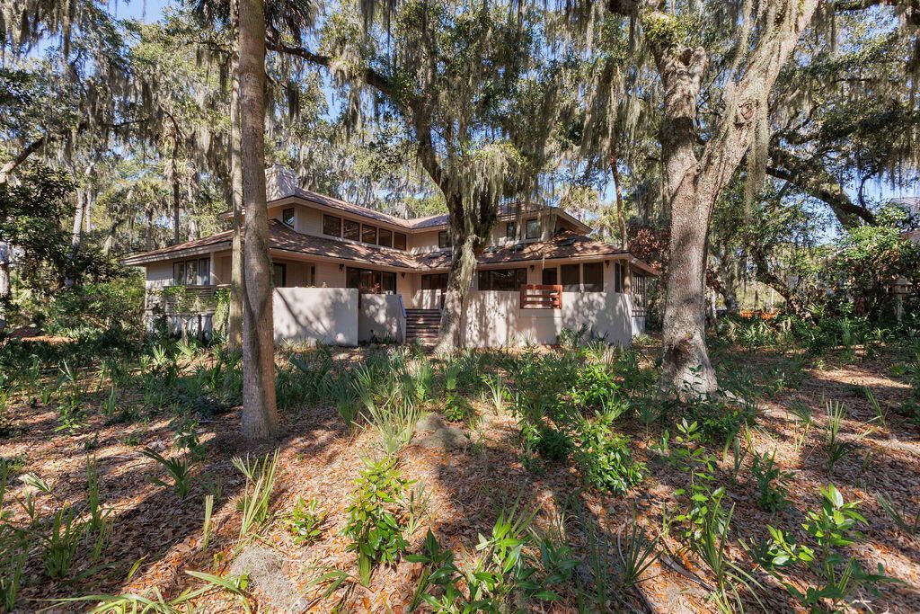 2441 The Bent Twig Photo 59