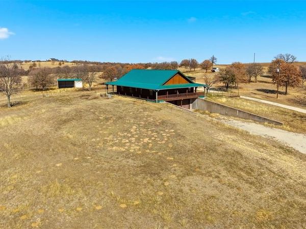 3078 Admire Road , Nocona, TX 76255