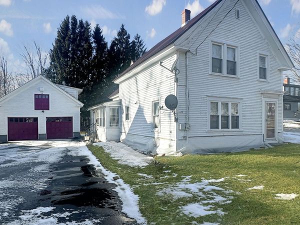 98 North Street, Dover-Foxcroft, ME 04426