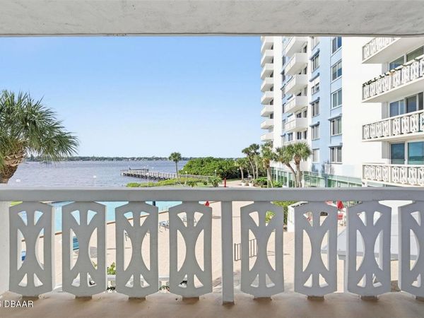 925 N Halifax Avenue, Unit 103, Daytona Beach, FL 32118