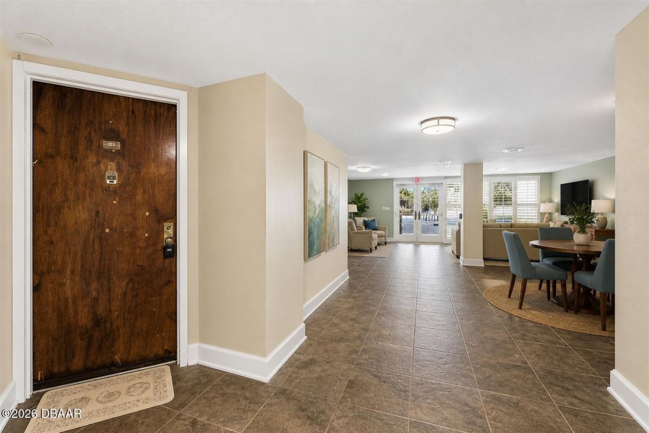 925 N Halifax Avenue, Unit 103, Daytona Beach, FL 32118 Photo