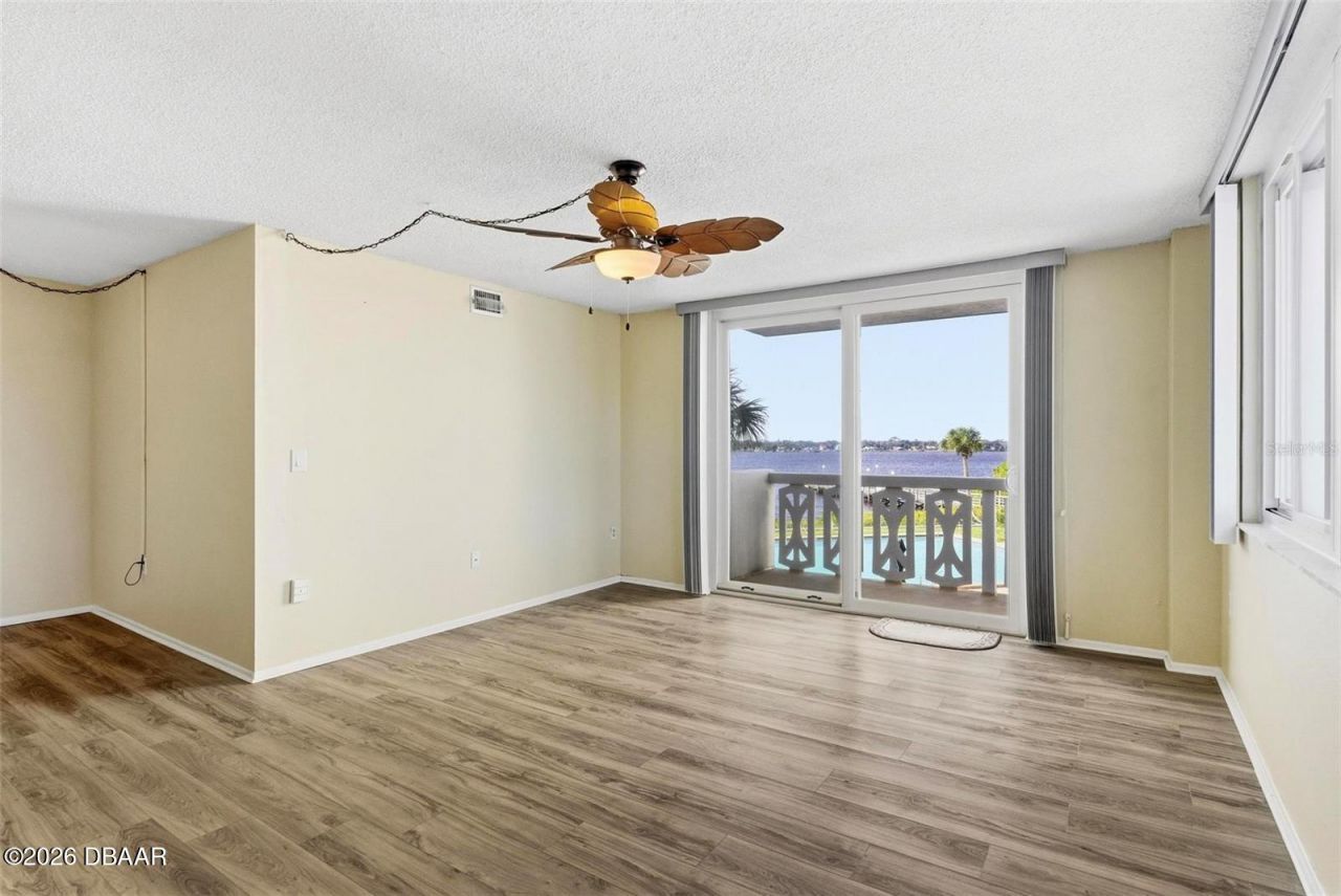 925 N Halifax Avenue, Unit 103, Daytona Beach, FL 32118 Photo