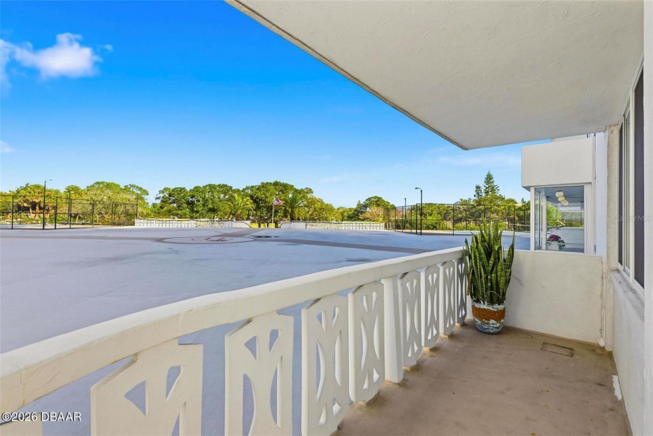 925 N Halifax Avenue, Unit 103, Daytona Beach, FL 32118 Photo