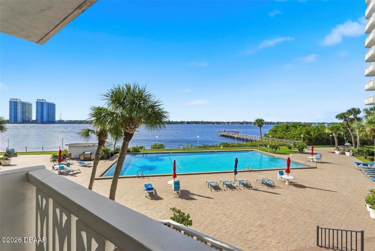 925 N Halifax Avenue, Unit 103, Daytona Beach, FL 32118 Photo