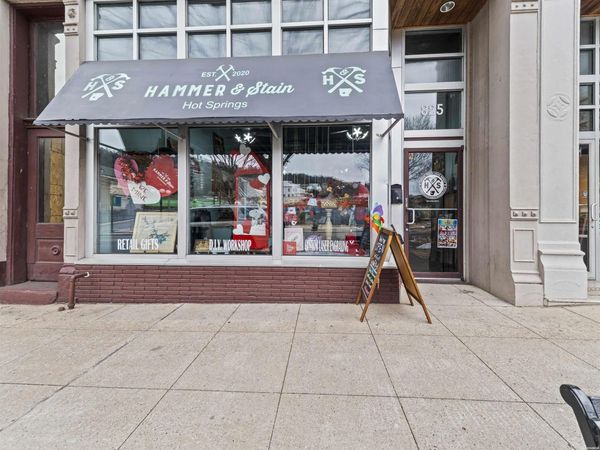 825 CENTRAL Avenue, Hot Springs, AR 71901